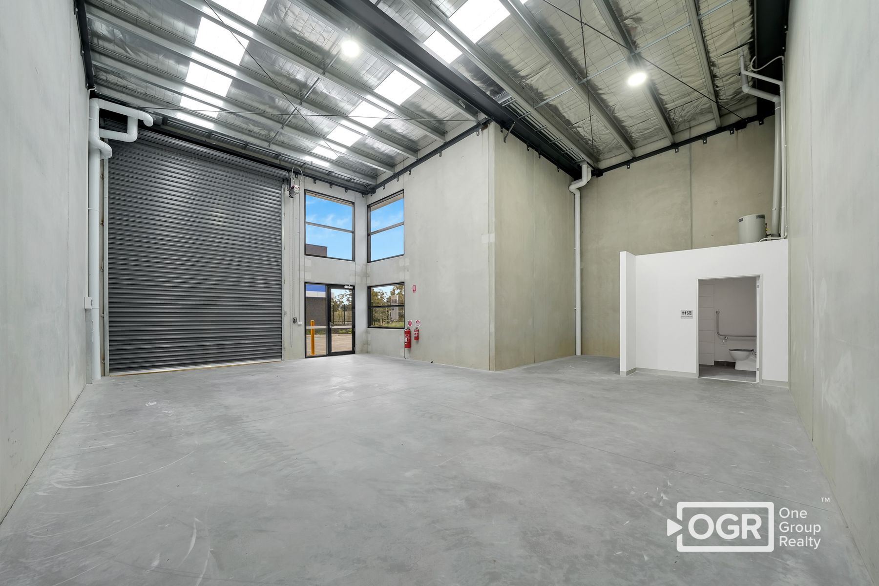 BRAND NEW WAREHOUSE
