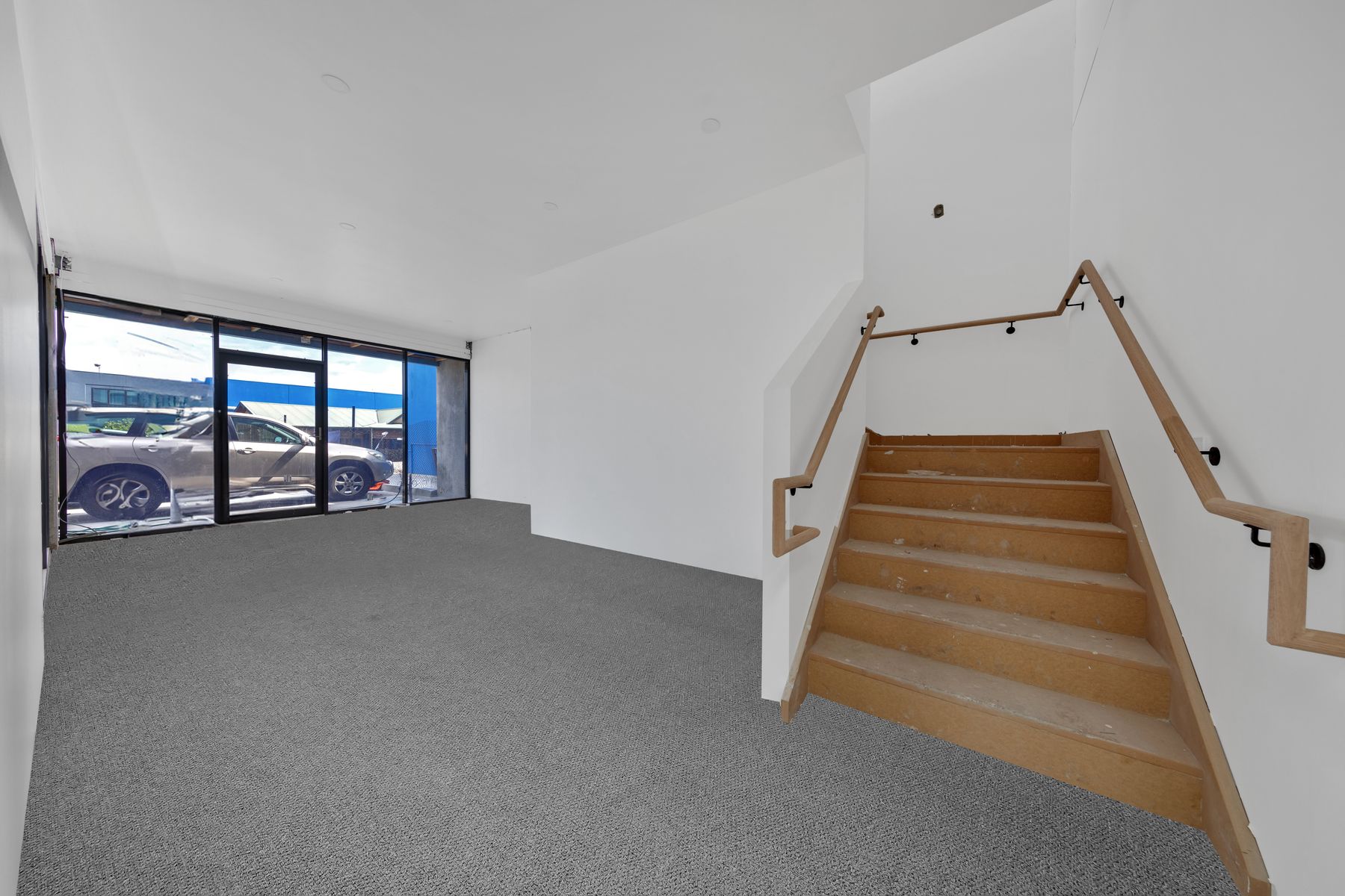 BRAND NEW INDUSTRIAL OFFICE & WAREHOUSE