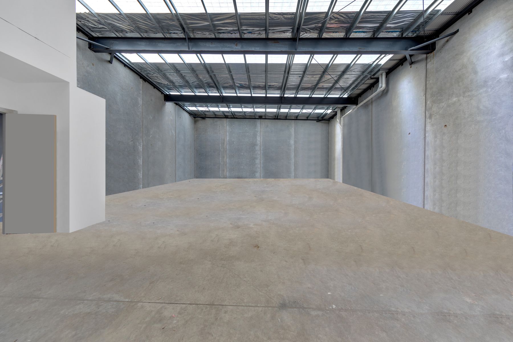BRAND NEW INDUSTRIAL OFFICE & WAREHOUSE